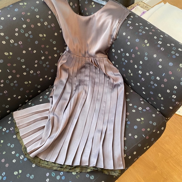 Joshi Tea-length Designer Silk Dress - Picture 6 of 9